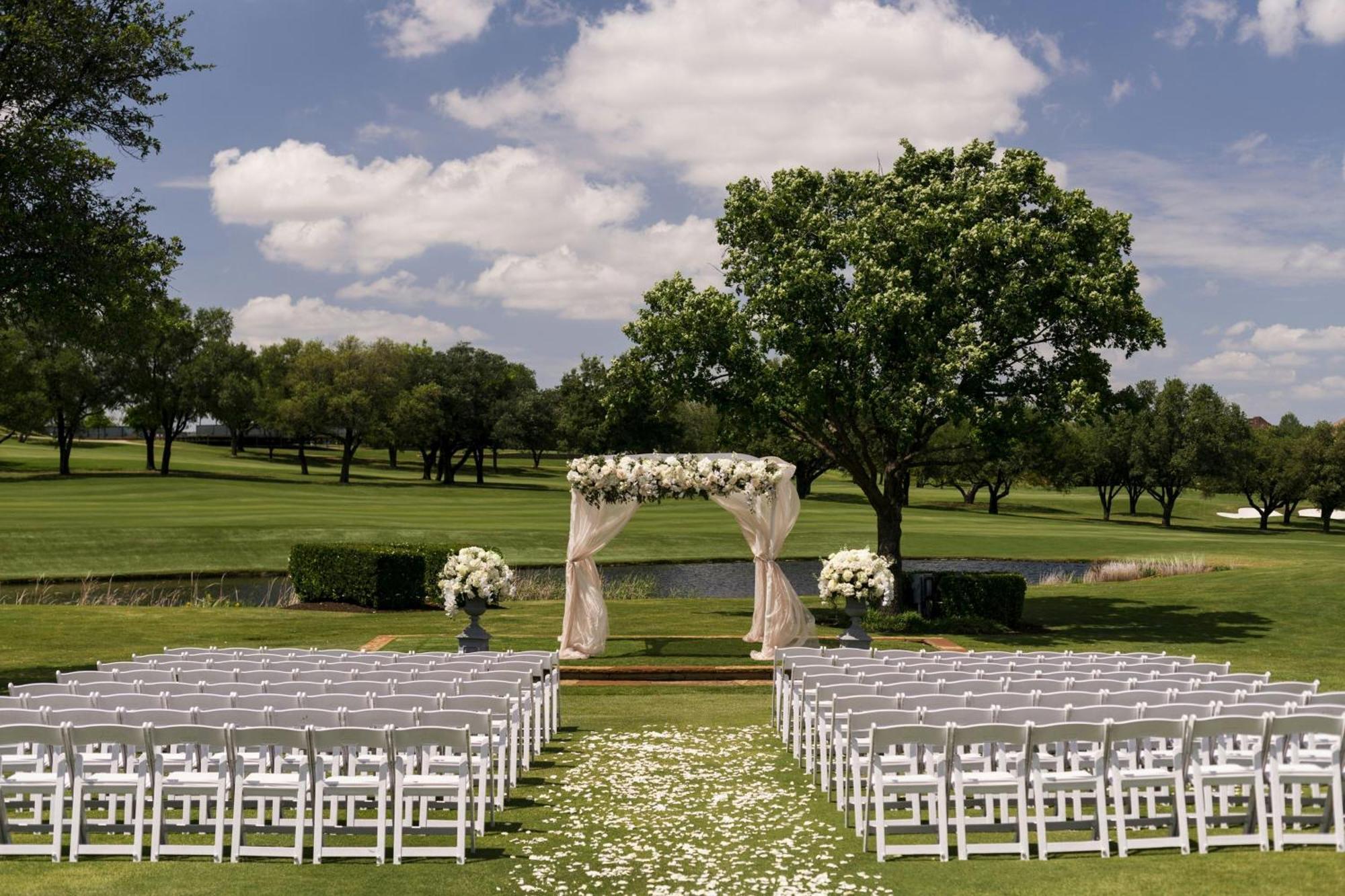 The Ritz-Carlton Dallas, Las Colinas Irving Bagian luar foto